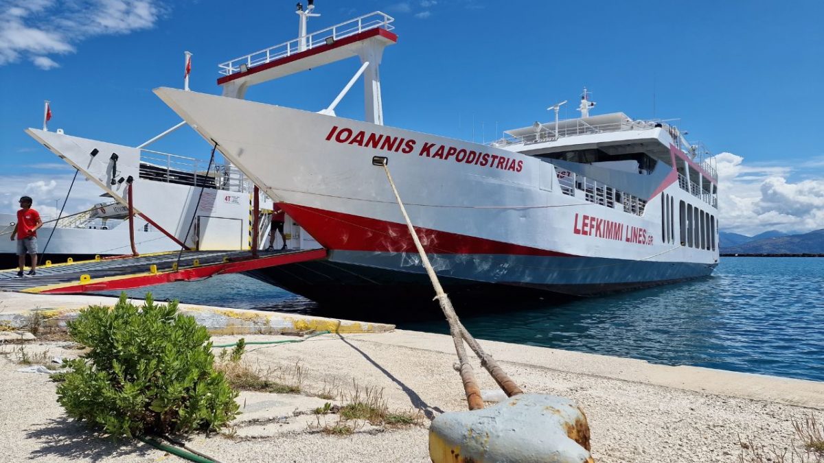 lefkimmi lines ioannis kapodistrias ferry from lefkimmi to igoumenitsa