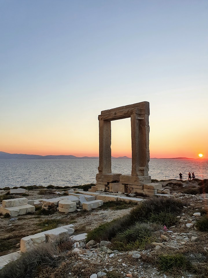 portara in naxos