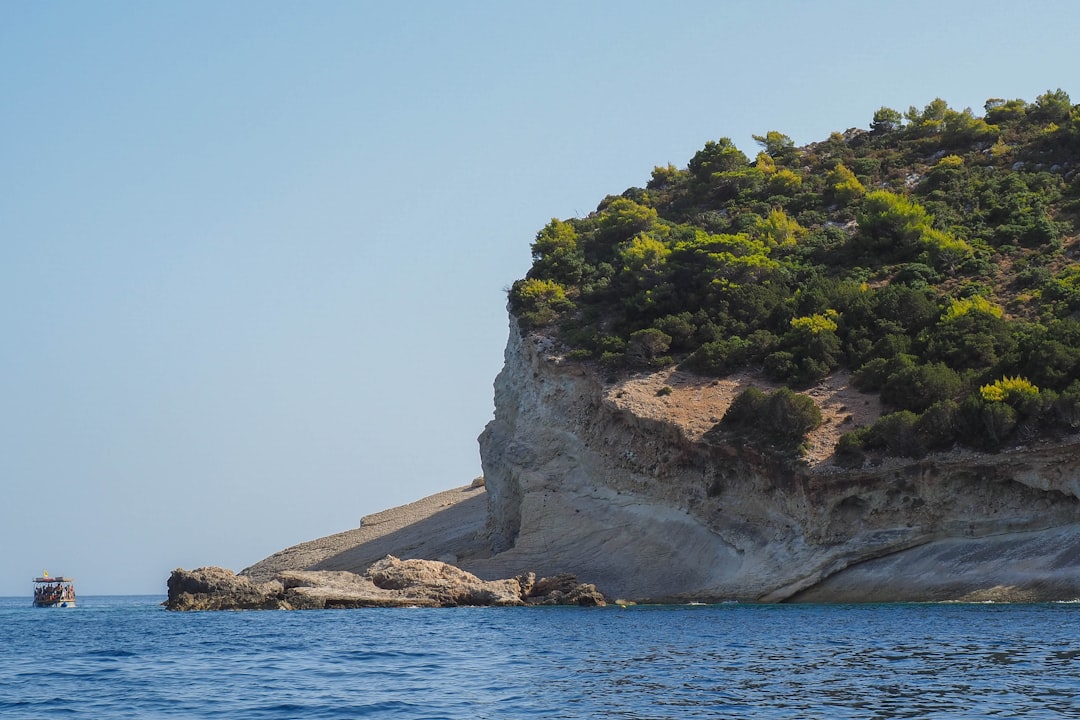Boat in the distance. 🛥️